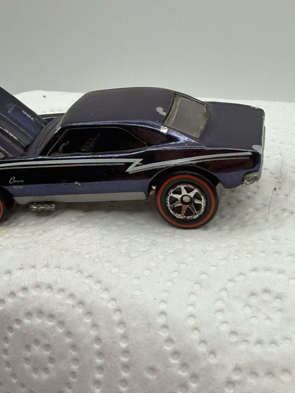Hot Wheels Classics Series 1 1967 Chevy Camaro Spectraflame Purple with Redlines - Picture 5 of 10